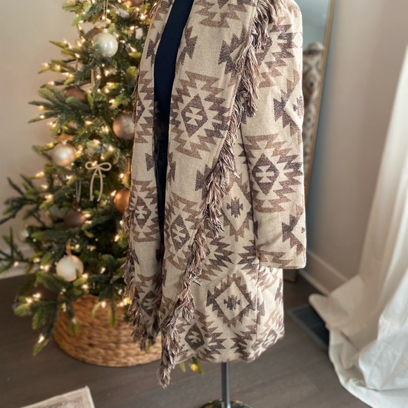 BB Dakota - Women’s Frill Patterned Long Cardigan - Picture 9 of 11